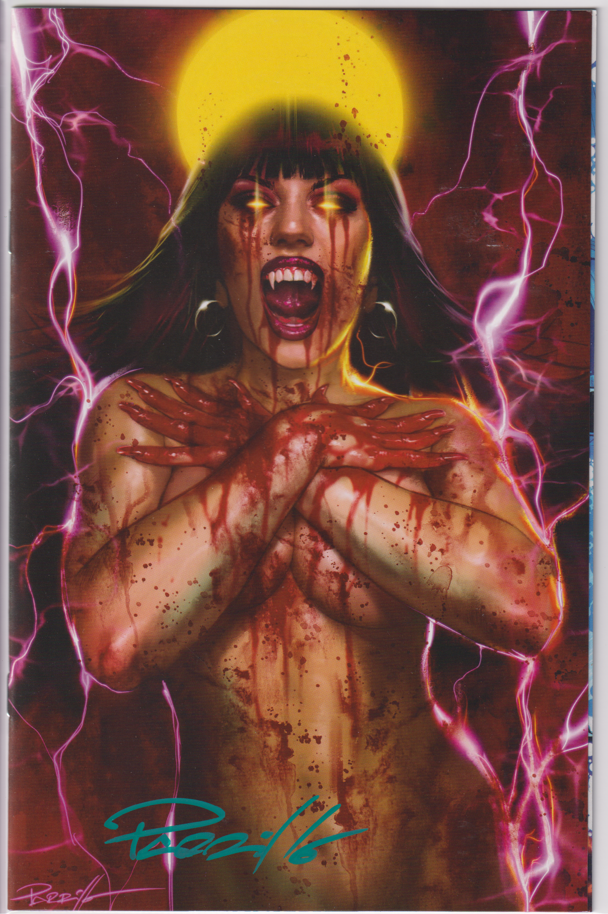VAMPIRELLA DARK REFLECTIONS #3 LUCIO PARRILLO SIGNED LIMITED VIRGIN